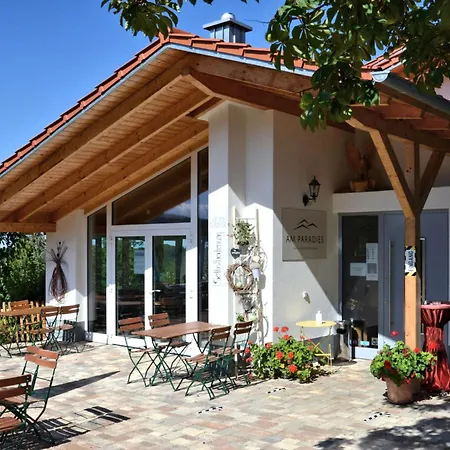 Bed & Breakfast Am Paradies