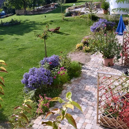 Am Paradies ベッド・アンド・ブレックファスト ミュールハイム