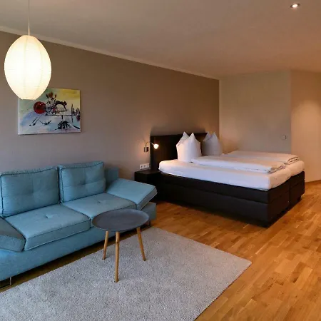 Bed & Breakfast Am Paradies 3*