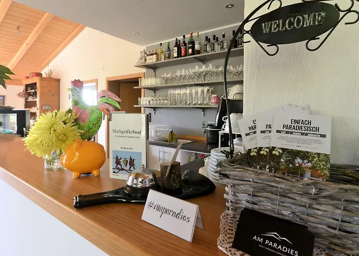 Bed & Breakfast Am Paradies 3*